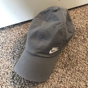 Women’s Nike hat